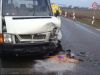 Unfall mit Straßenfahrzeugen, Verkehrshindernis