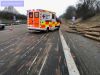 Unfall mit Straßenfahrzeugen, Verkehrshindernis