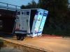 Unfall mit Straßenfahrzeugen, Verkehrshindernis