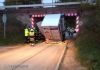 Unfall mit Straßenfahrzeugen, Verkehrshindernis